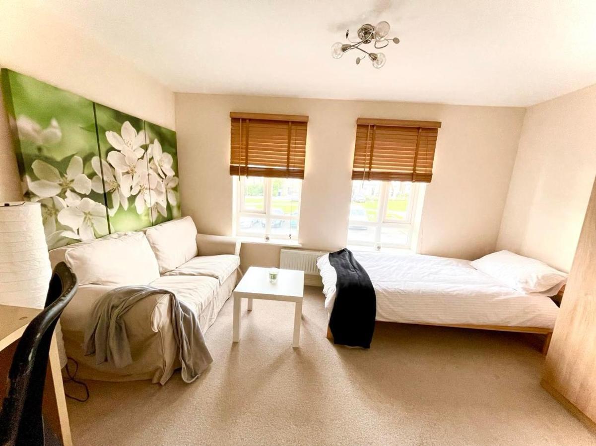 Lakeside Stylish 3 Bedroom House Grays Ngoại thất bức ảnh